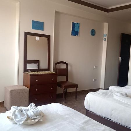 Isis Guest House Nazlet el-Sisi Exterior photo